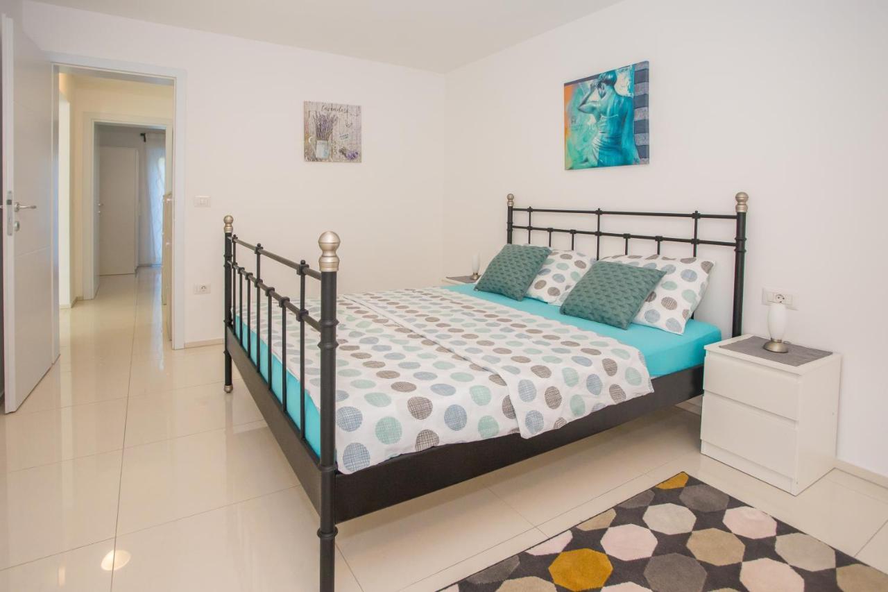 Zagar Apartment Пореч Экстерьер фото