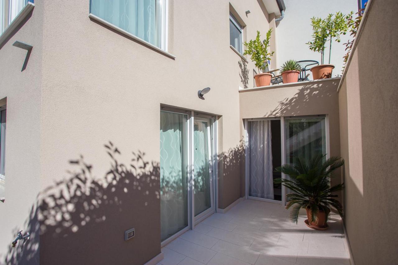 Zagar Apartment Пореч Экстерьер фото