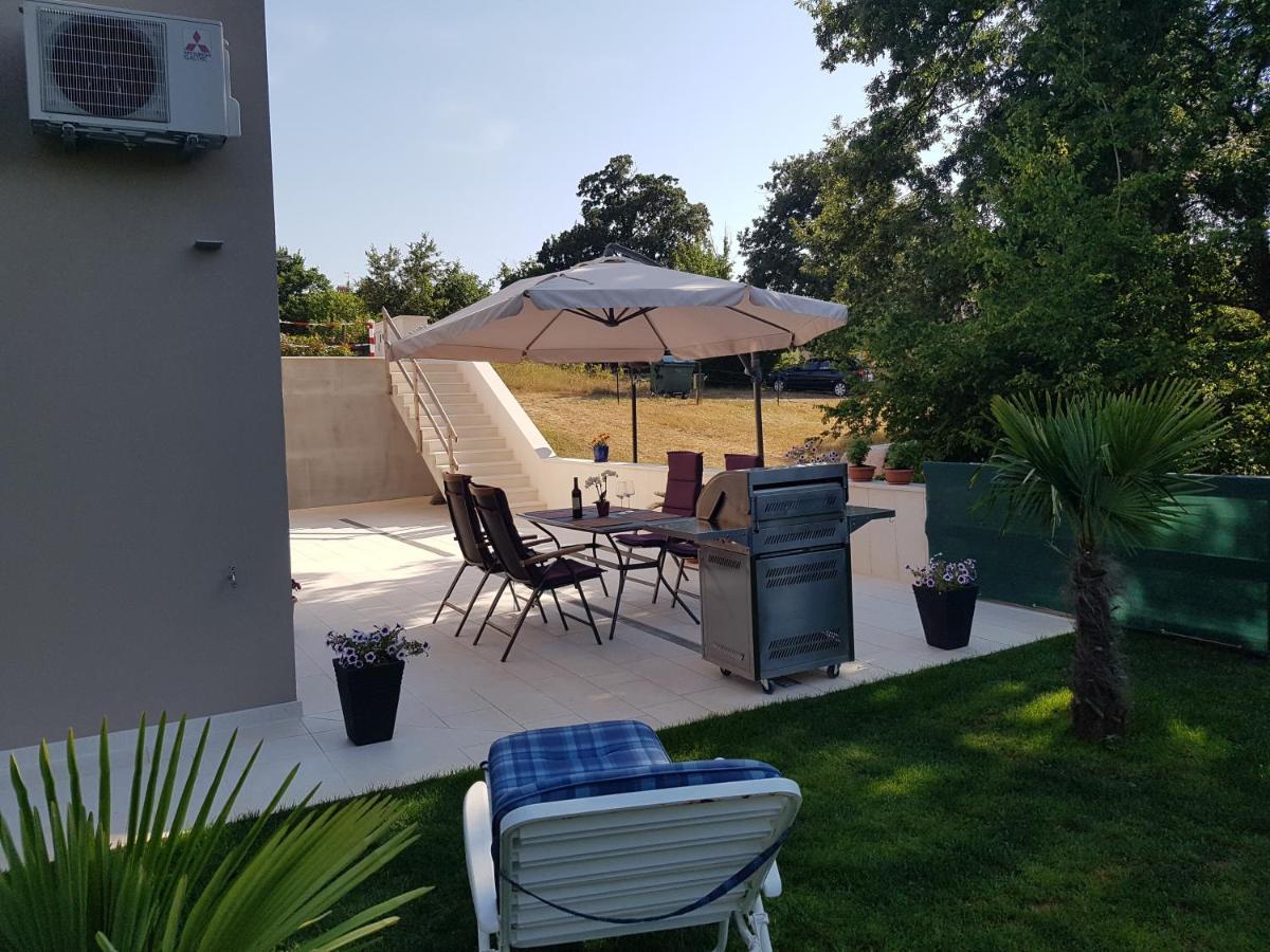 Zagar Apartment Пореч Экстерьер фото