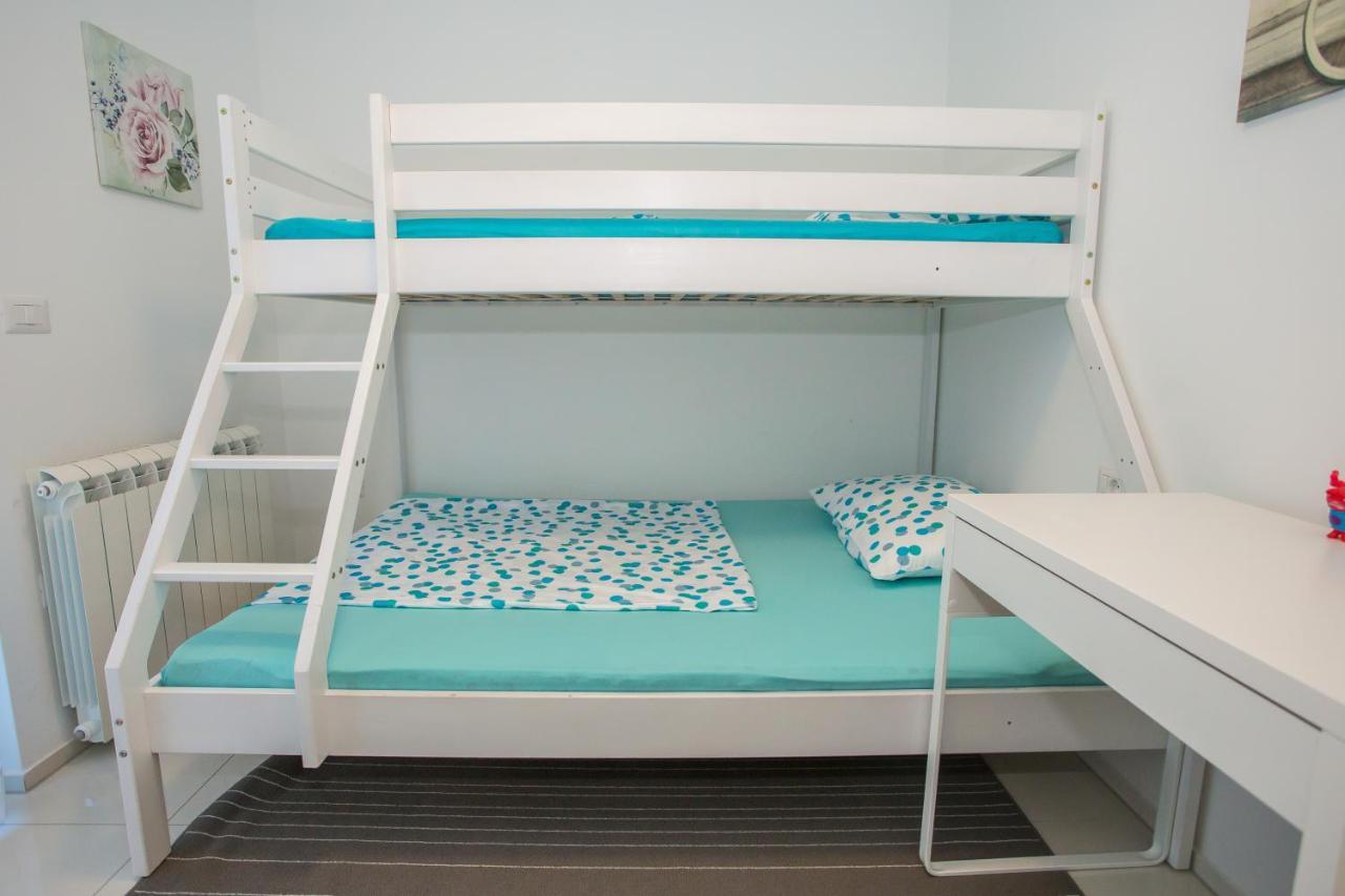 Zagar Apartment Пореч Экстерьер фото